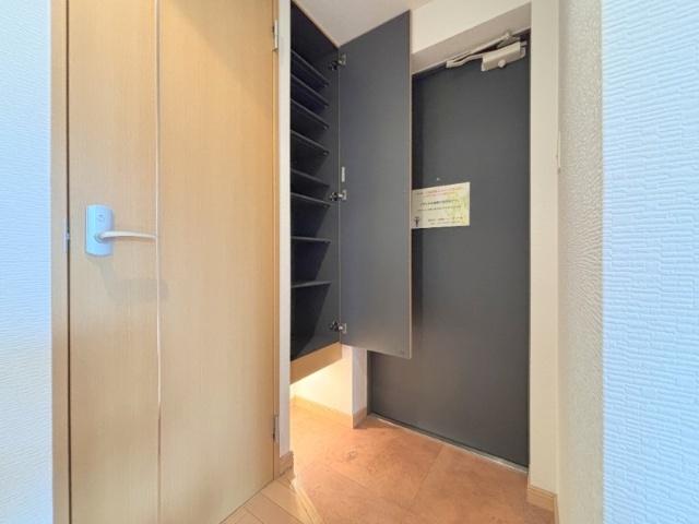 カハラコートセカンド（403） 玄関