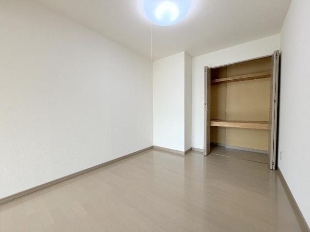 グランドールＮ３２（102） 収納