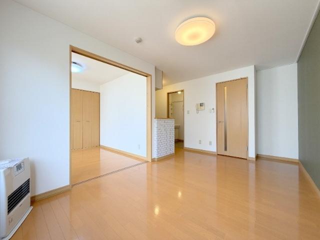 サンテラス元町（103） リビング