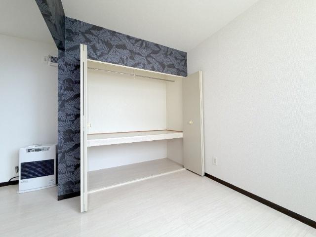 サンコート元町（302） 収納