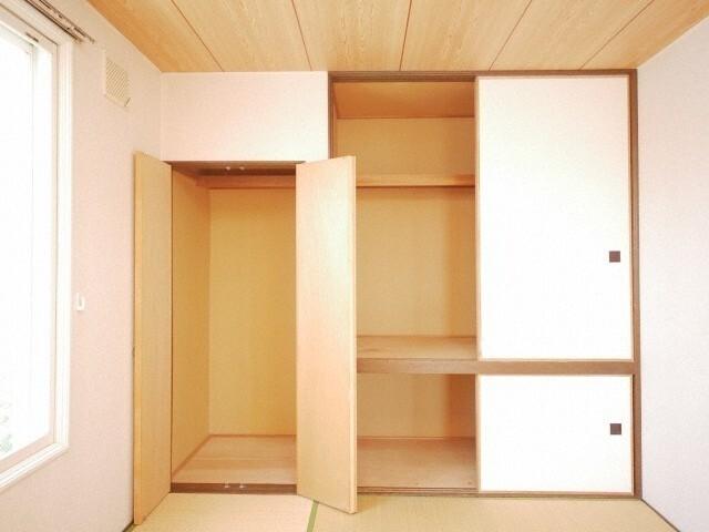 セピア栄町（203） 収納