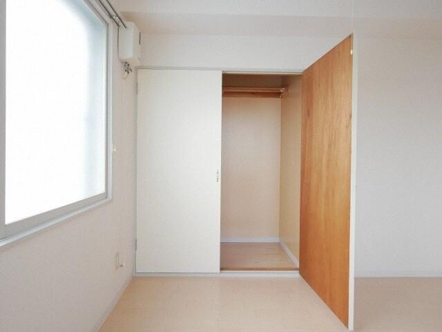 センチュリー元町（408） 収納