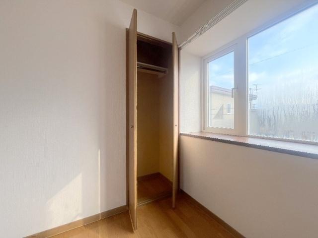 リア・クリスタル（302） 収納