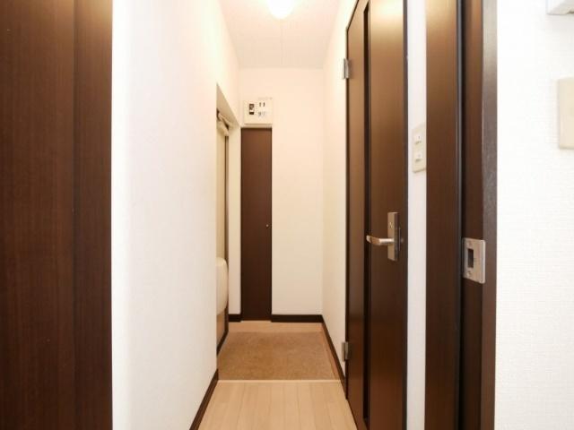 プログレス元町（305） 玄関