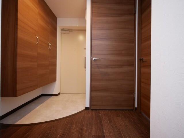 ＣＯＭＳＡＰ２４　ＰＡＲＫＳＩＤＥ（101） 玄関