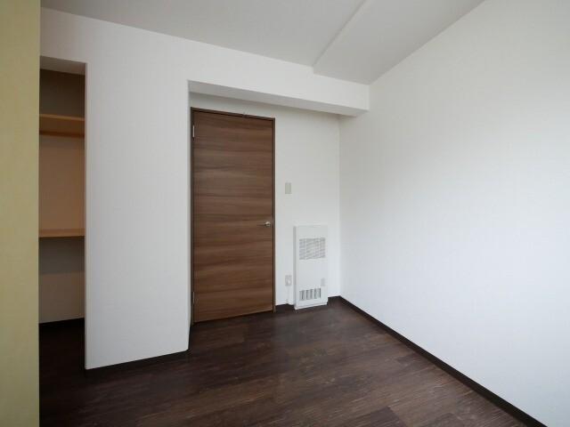 ＣＯＭＳＡＰ２４　ＰＡＲＫＳＩＤＥ（101） 収納