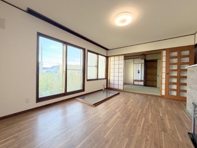 伏古５−３戸建（戸建） リビング