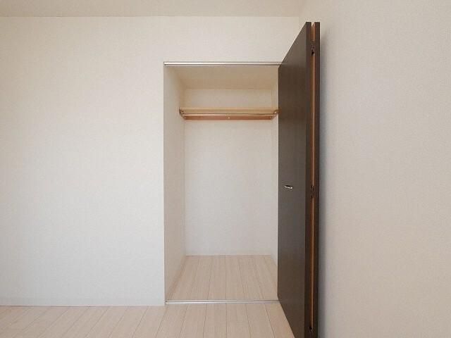 エトワール（302） 収納