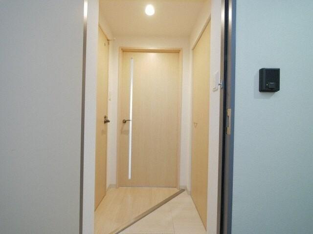 オッペンハイム元町（105） 玄関