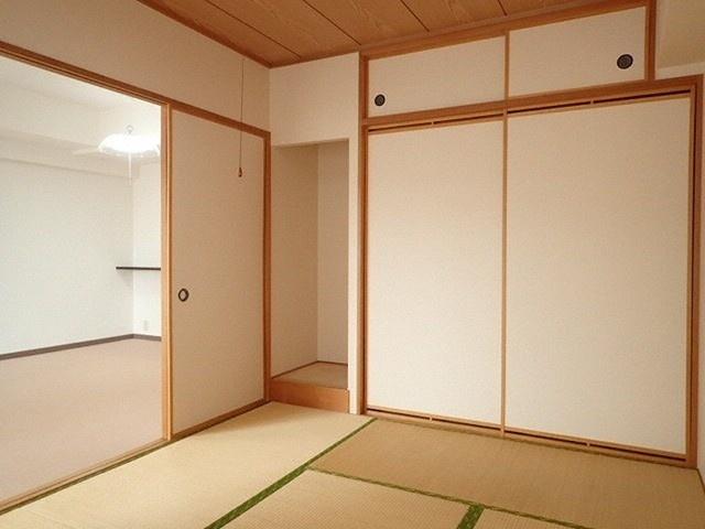 コープ野村ステイツ宮の森（708） 収納