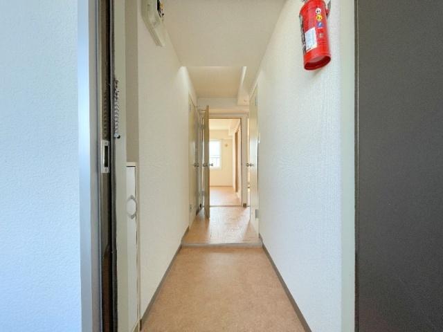 ハシモトロイヤル山の手（302） 玄関