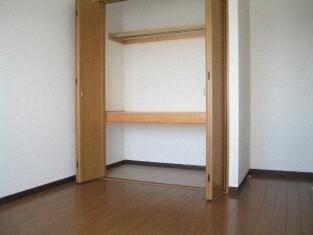 デュクラージュ（402） 収納