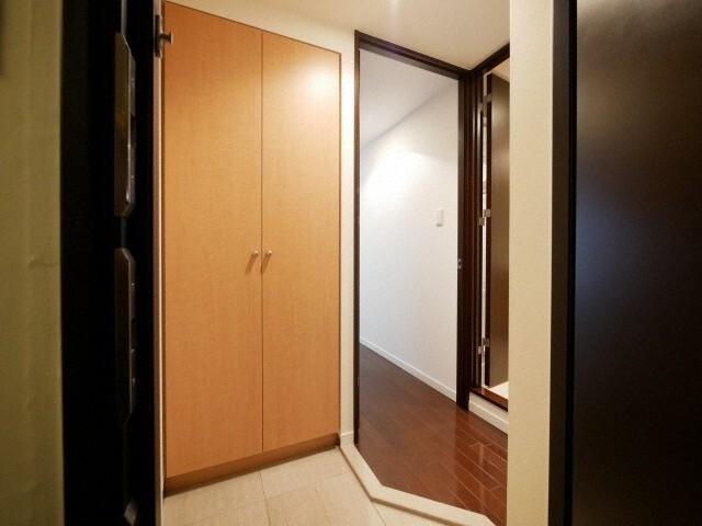 バロンドール（1203） 玄関