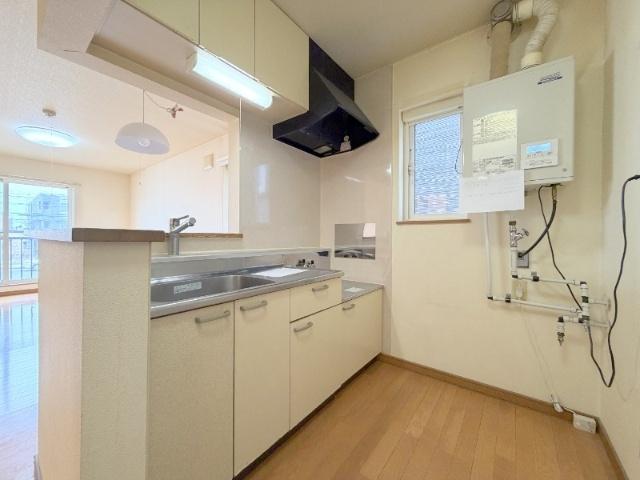 ヒルテラス東麻生（202） キッチン