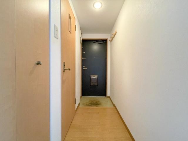 ラフィーネＮ円山（303） 玄関