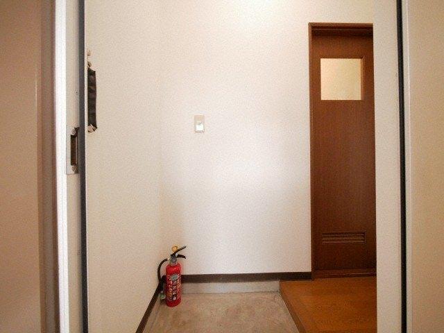 リージェント山の手（103） 玄関