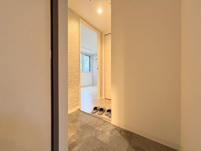 レンブラント西町（303） 玄関