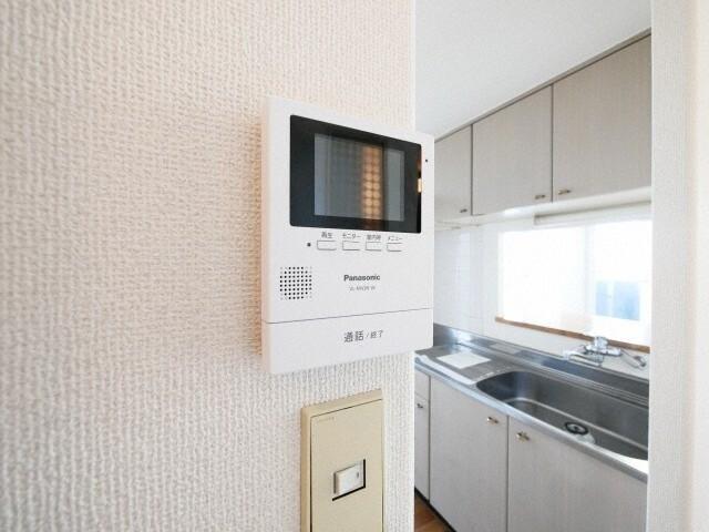 ローヤルハイツ美香保（301） セキュリティ
