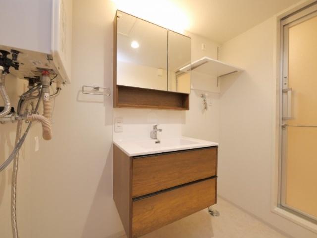 ＢＲＩＧＨＴ　ＧＡＲＤＥＮ　２０９（205） 洗面