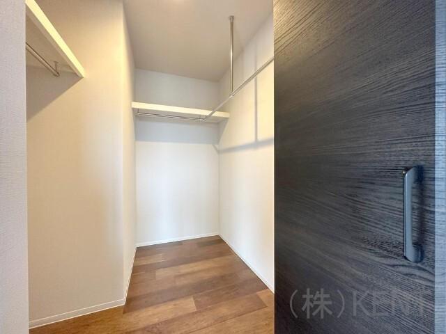 Ｓ−ＲＥＳＩＤＥＮＣＥ西町（301） 収納