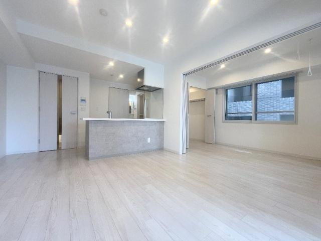 Ｓ−ＲＥＳＩＤＥＮＣＥ円山表参道（512） リビング