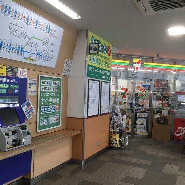 セブンイレブン北海道STJR琴似店：135m