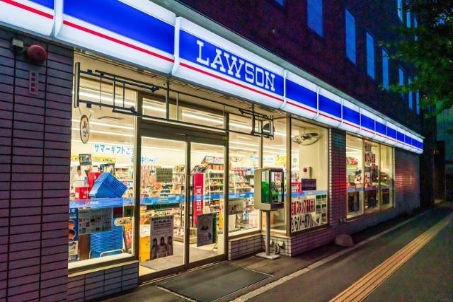 ローソン札幌二十四軒4条西店：428m