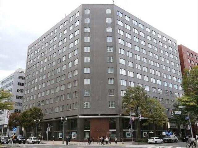 北海道銀行道庁支店：824m