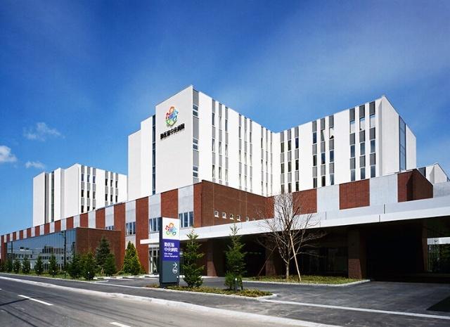 公益社団法人北海道勤労者医療協会勤医協中央病院：555m