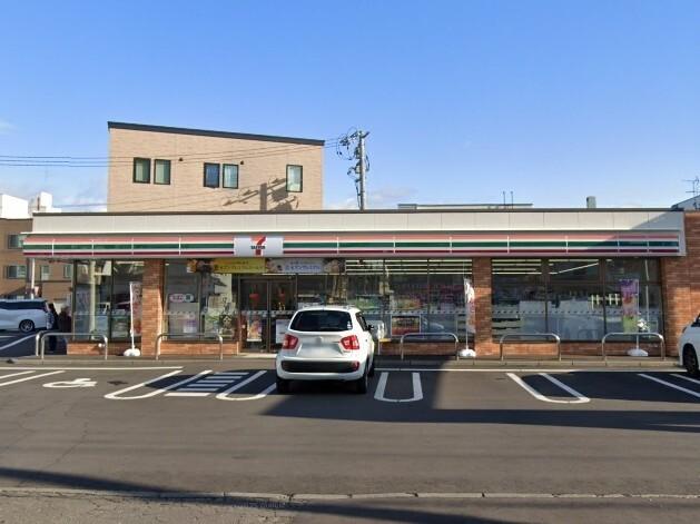セブンイレブン札幌北15条東店：147m