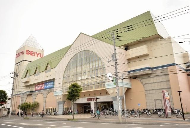 西友西町店：111m