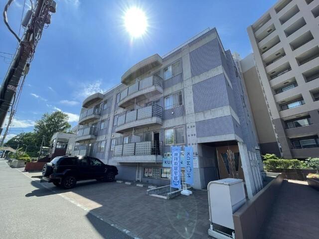 宮の沢駅より徒歩10分 築24年5ヶ月 4階建の賃貸物件
