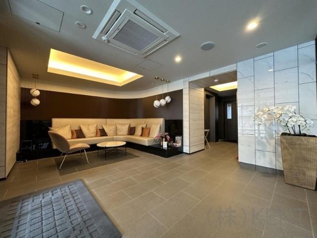 ネベル円山公園表参道（303） エントランス