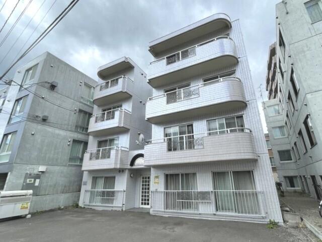 タクニヴァス（403） 外観