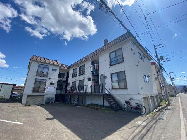 コーポリラ（105） 外観