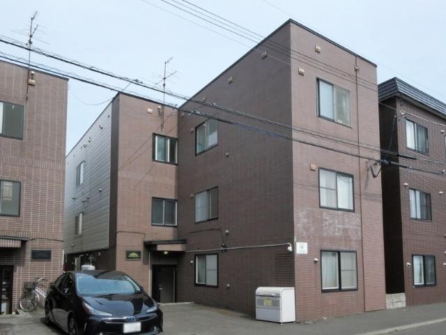 栄町駅より徒歩11分 築28年10ヶ月 3階建の賃貸物件