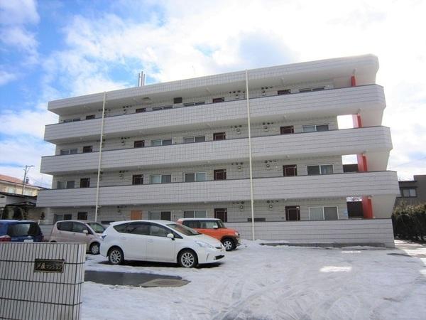 ベターアール湊町（401） 駐車場