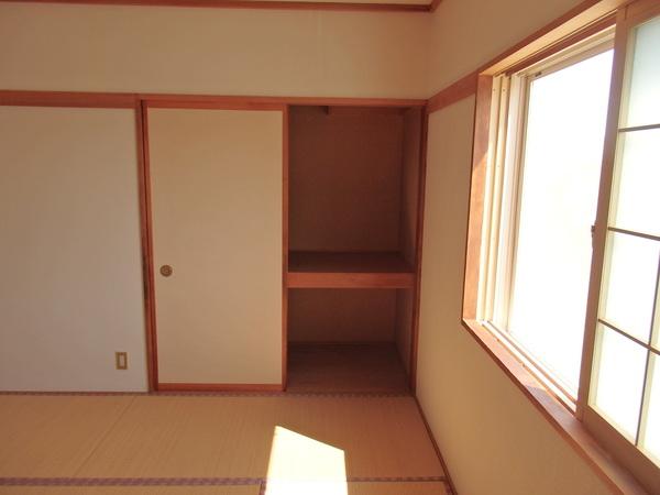 メゾン川口 収納