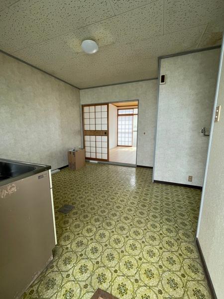 コーポサンライズ（105） 玄関