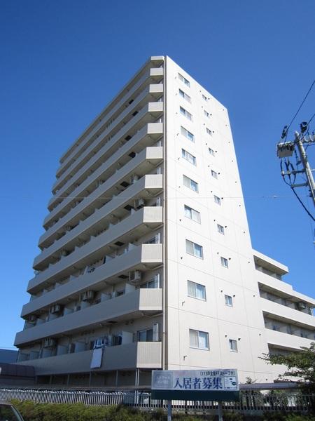 本八戸駅より徒歩7分 築35年7ヶ月 11階建の賃貸物件