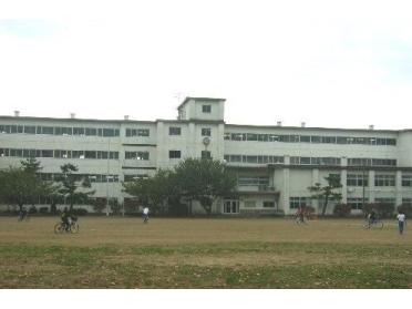 湊小学校：240m