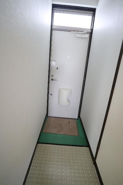 メゾン岩本（3） 玄関