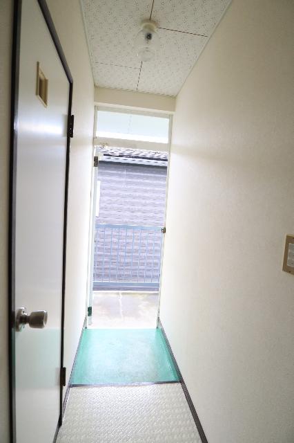 メゾン岩本（5） 玄関