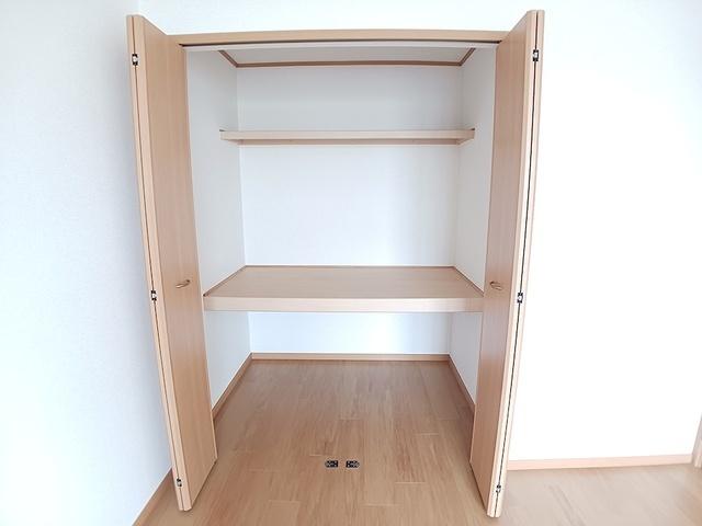 ベルセレーノ弐番館（202） 収納