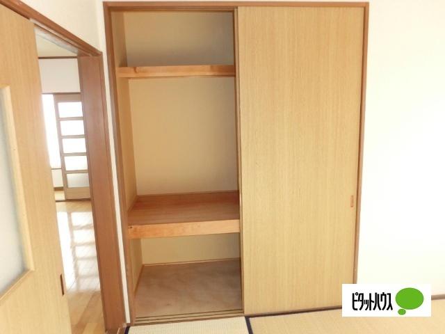 レッドハイム（A101） 収納