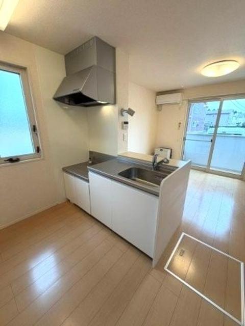 コモライズ新井田西　Ｂ（102） キッチン