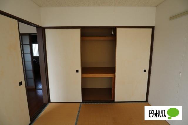 パインガーデン（101） 収納