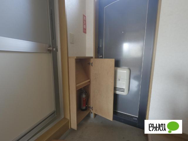 エンゼルハイム（B） 玄関