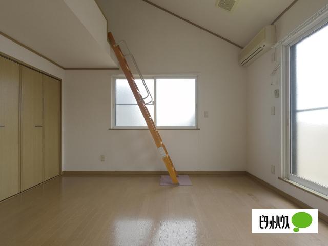 エンゼルハイム（F） リビング