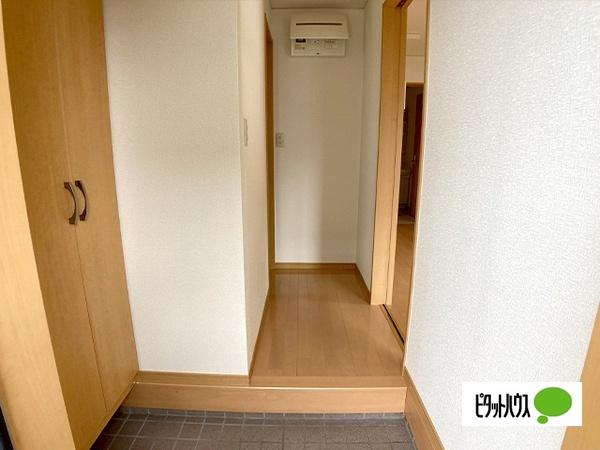 カーサ石堂（B） エントランス